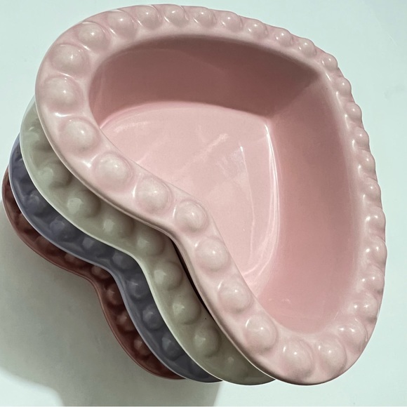 Williams Sonoma set of 4 hearts bows - Picture 8 of 9